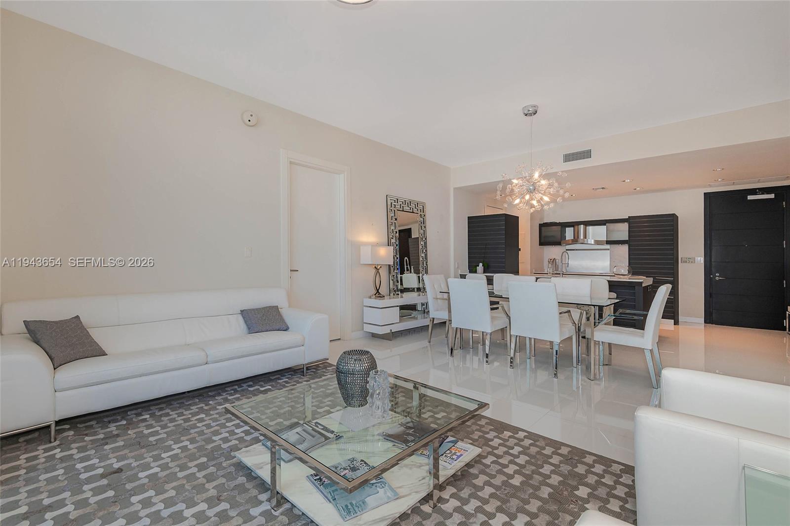200 Biscayne Boulevard Way #5109, Miami FL 33131
