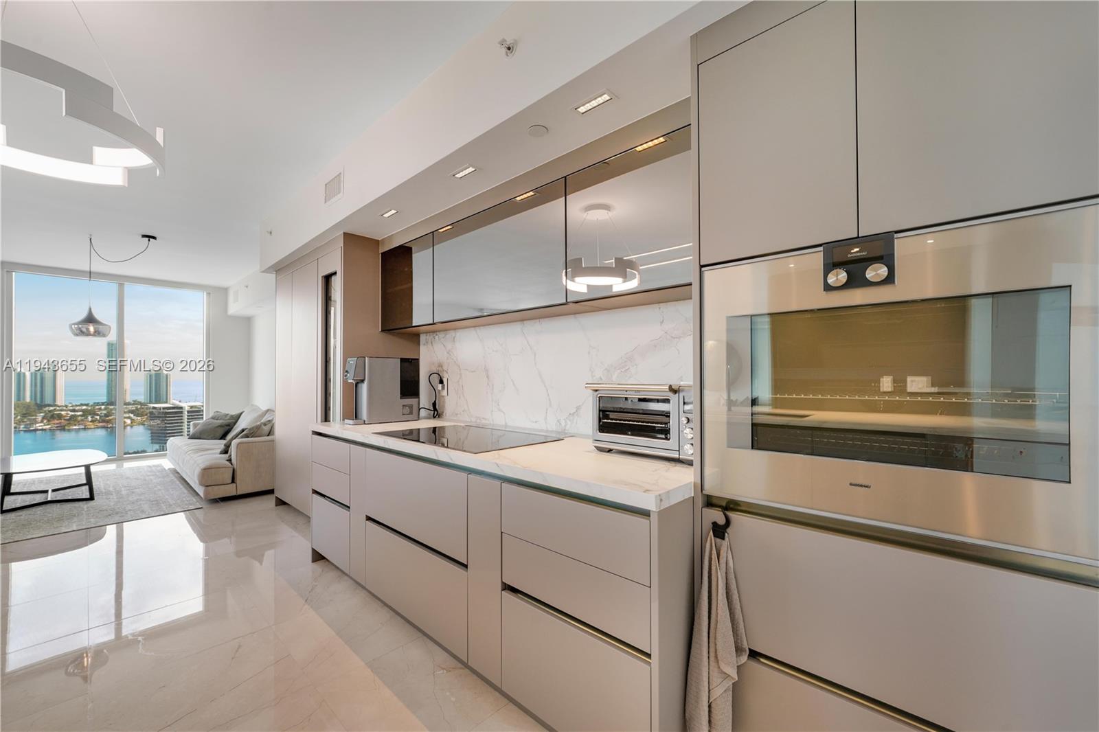 3301 NE 183rd St #3101, Aventura FL 33160