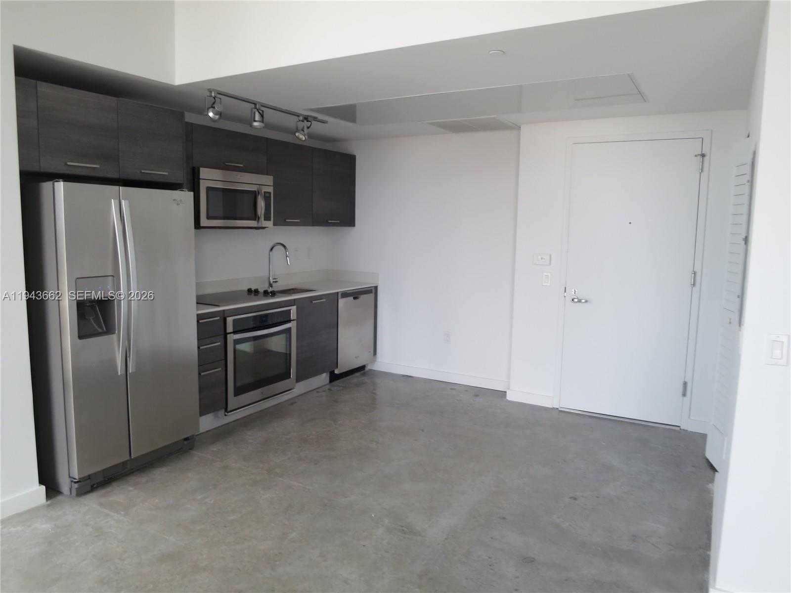 151 SE 1 St #2504, Miami FL 33131