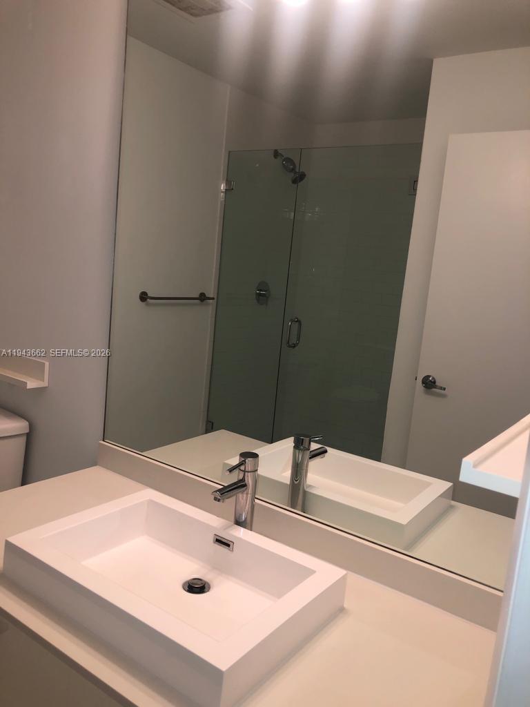 151 SE 1 St #2504, Miami FL 33131
