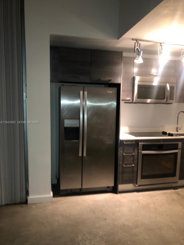 151 SE 1 St #2504, Miami FL 33131