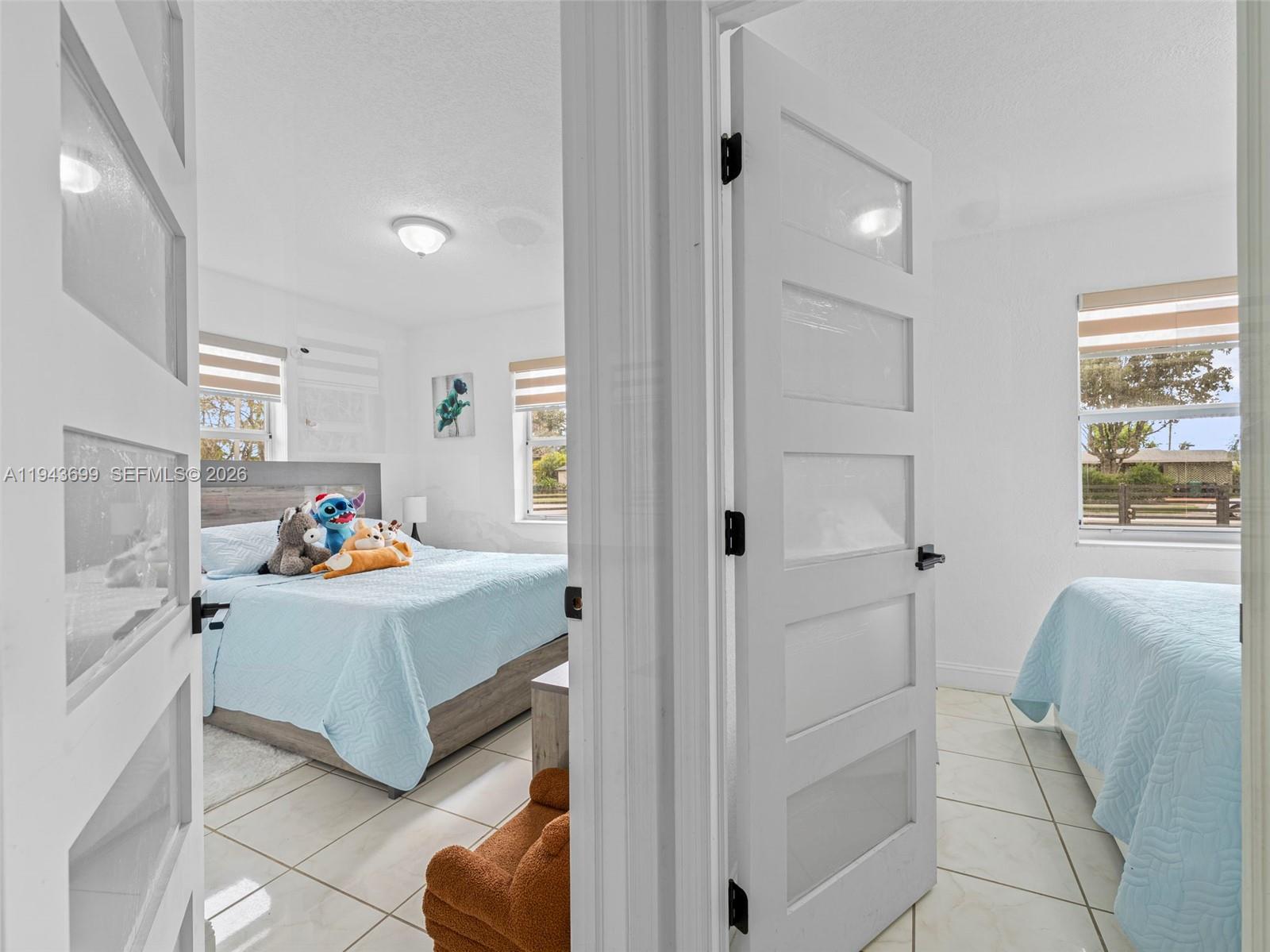 11401 SW 56th St, Miami FL 33165
