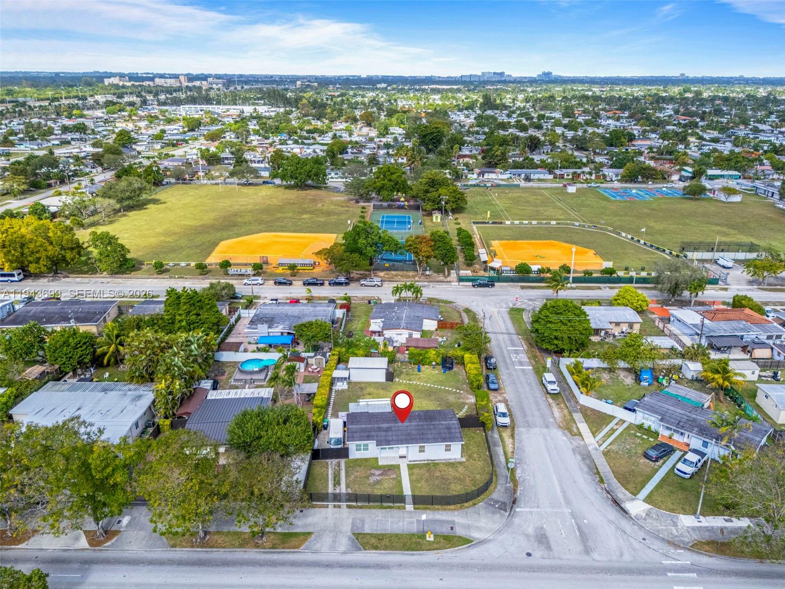 11401 SW 56th St, Miami FL 33165