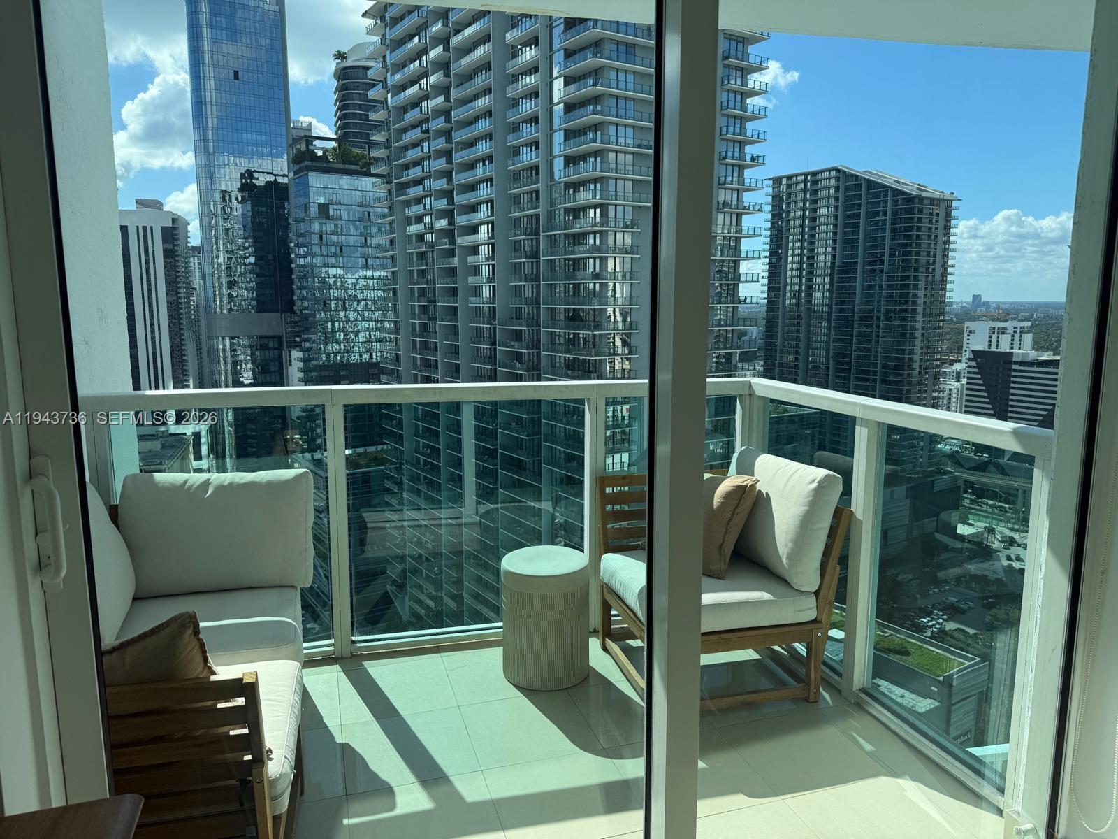 41 SE 5th St #2010, Miami FL 33131