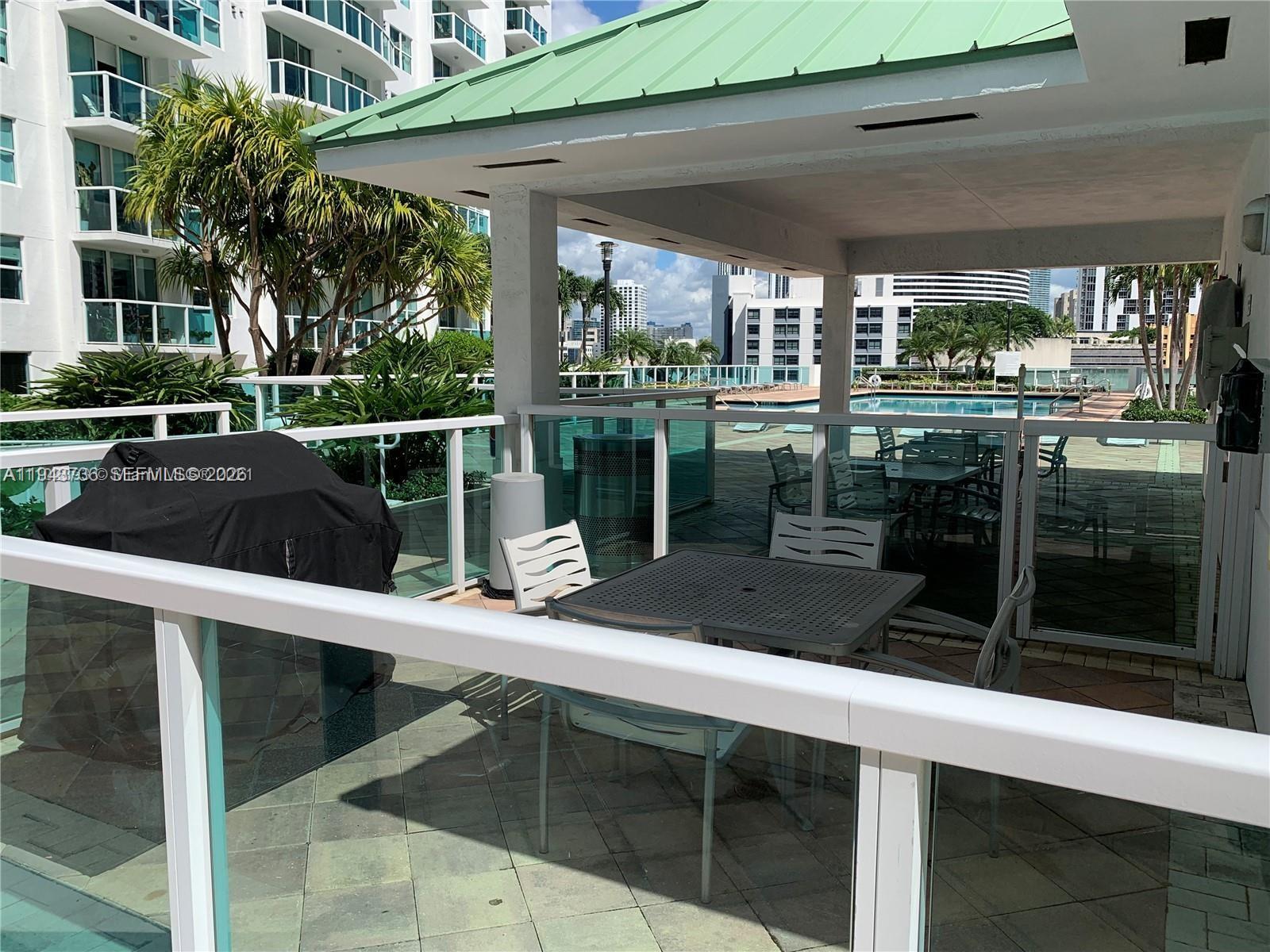 41 SE 5th St #2010, Miami FL 33131