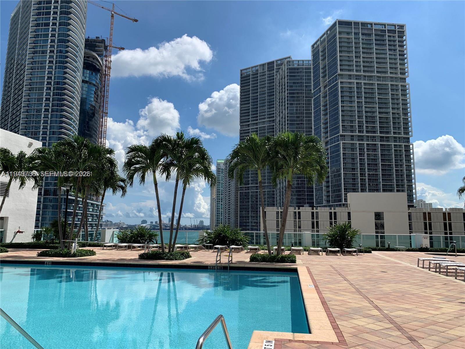 41 SE 5th St #2010, Miami FL 33131