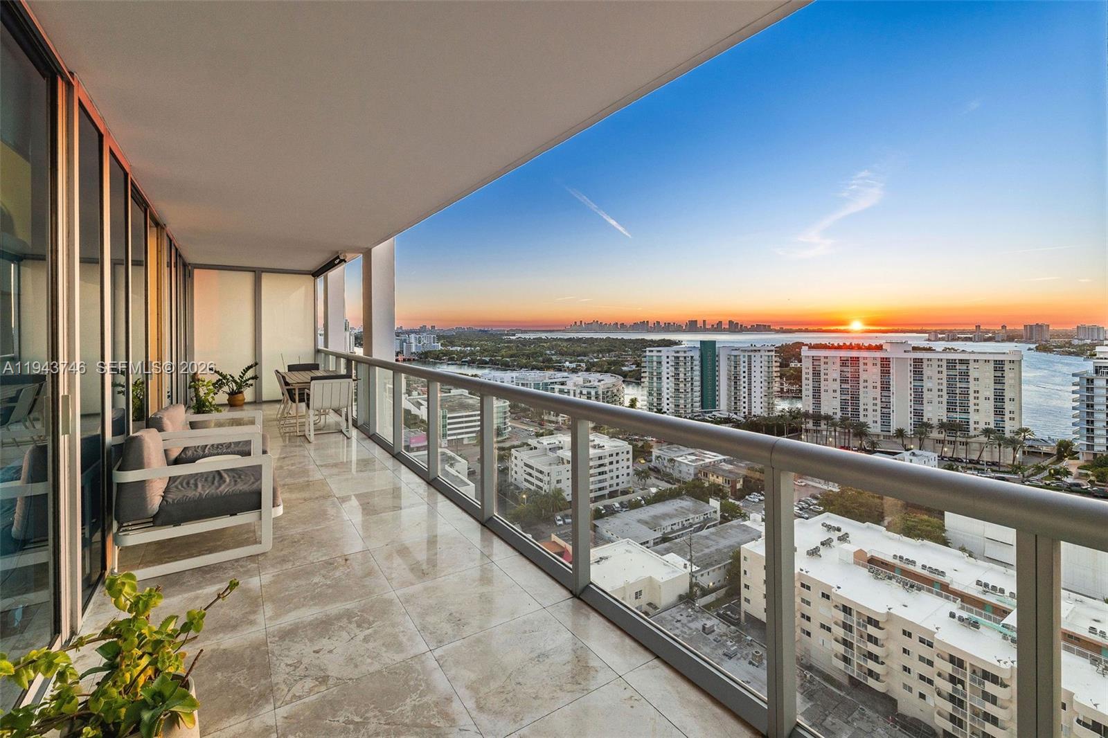 6799 Collins Ave #CPH06, Miami Beach FL 33141