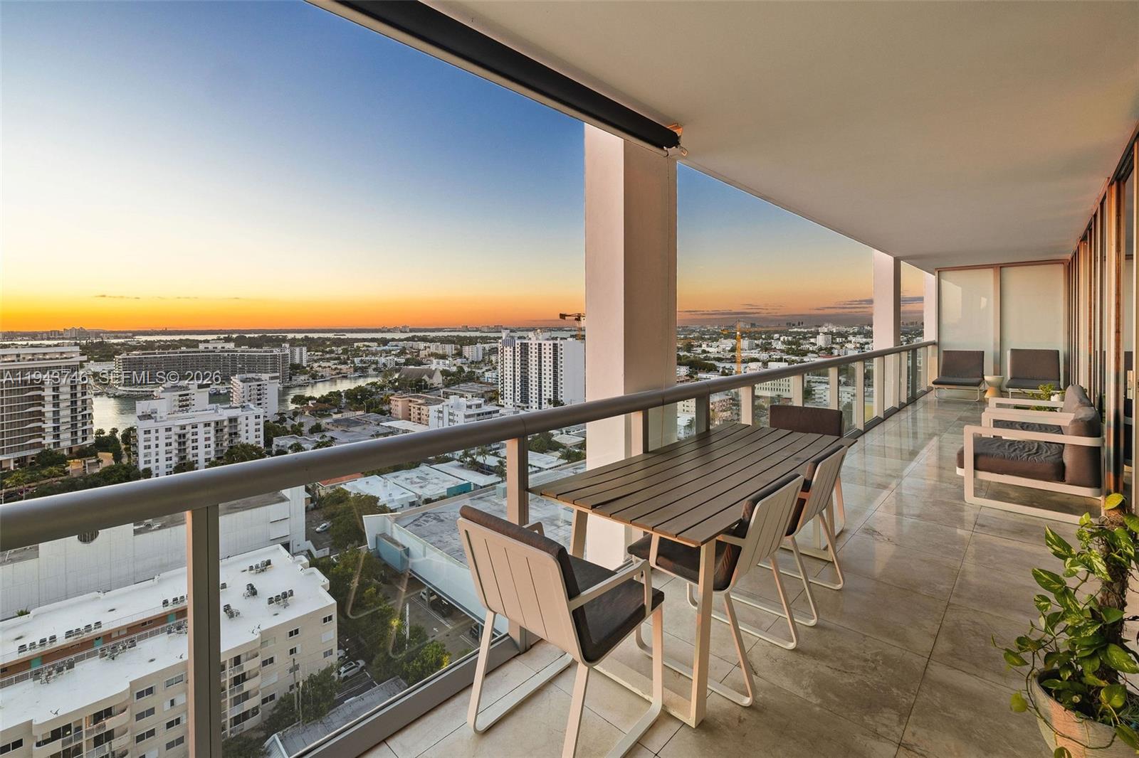 6799 Collins Ave #CPH06, Miami Beach FL 33141