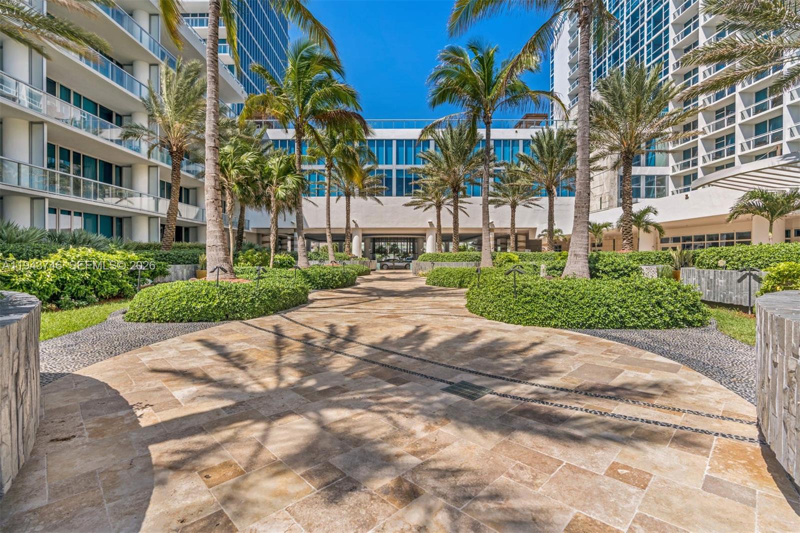 6799 Collins Ave #CPH06, Miami Beach FL 33141