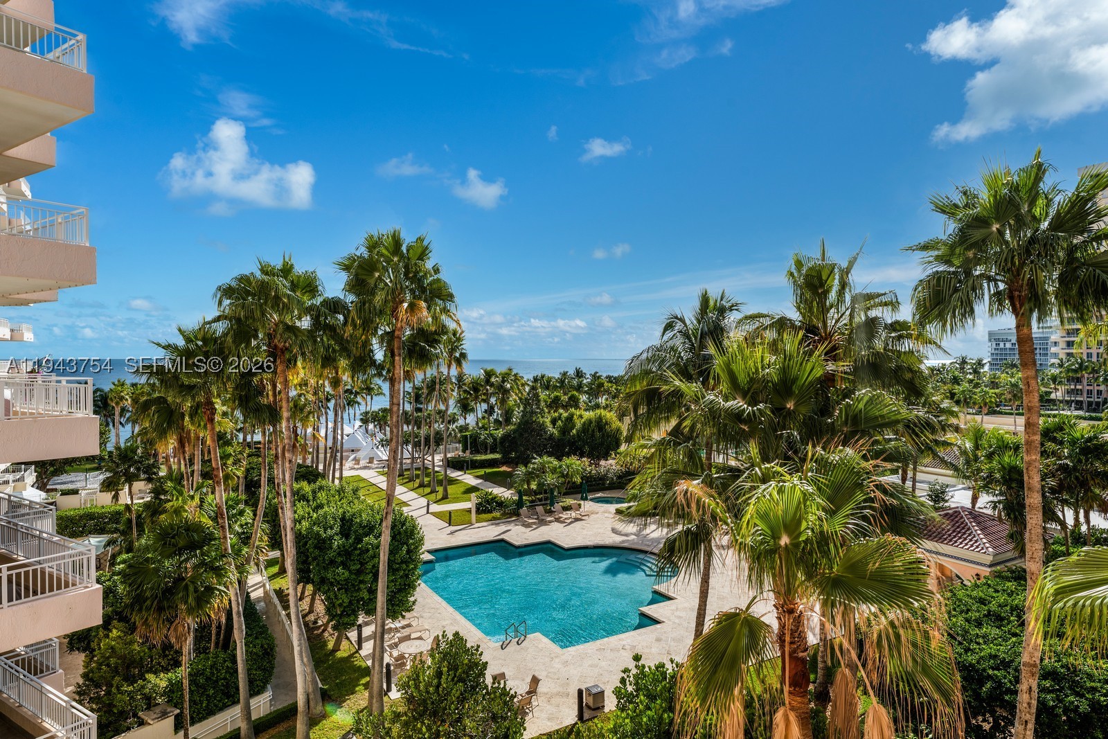 791 Crandon Blvd #603, Key Biscayne FL 33149