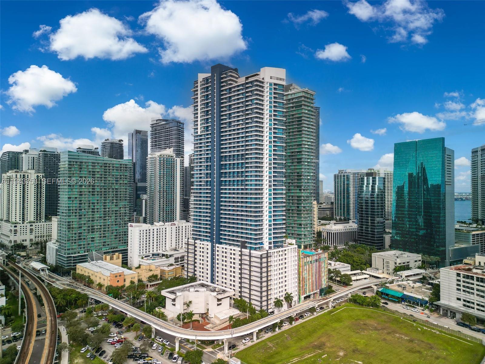 60 SW 13th St #2812, Miami FL 33130