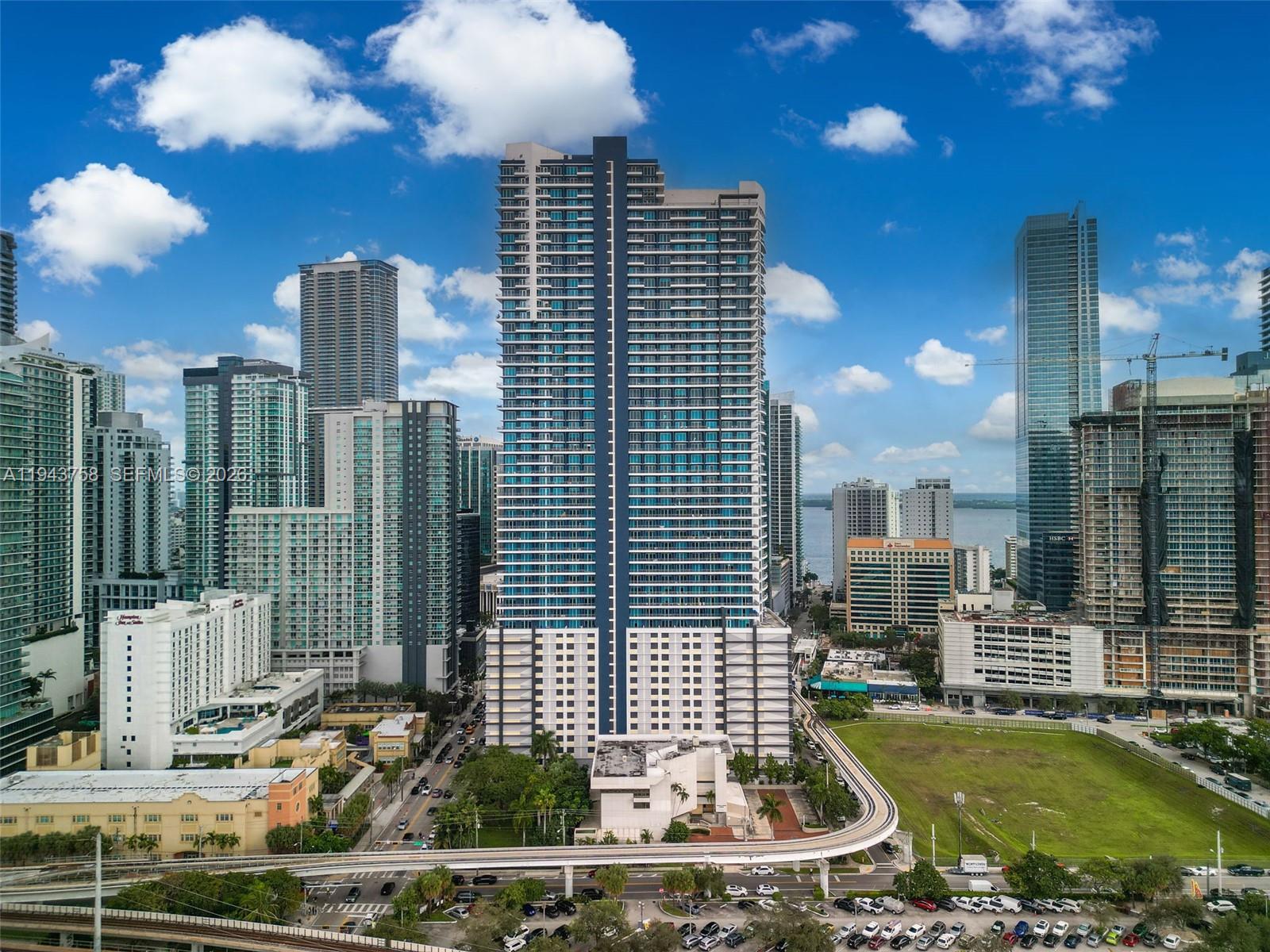 60 SW 13th St #2812, Miami FL 33130
