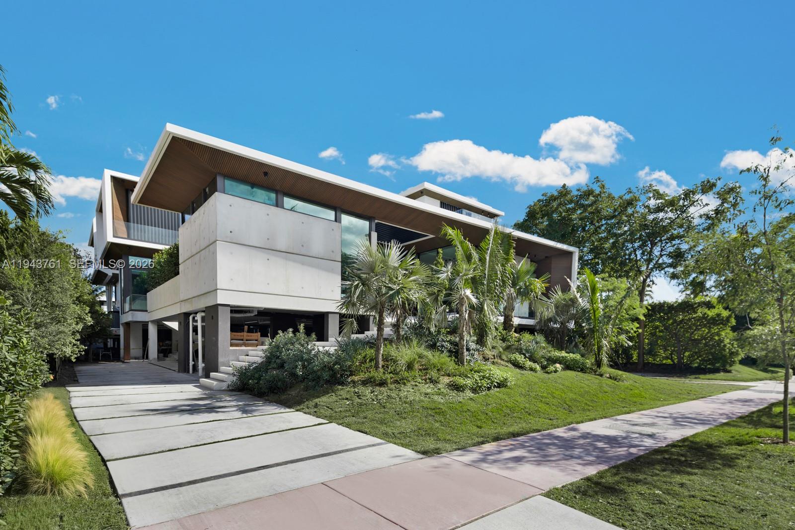217 E Rivo Alto, Miami Beach FL 33139