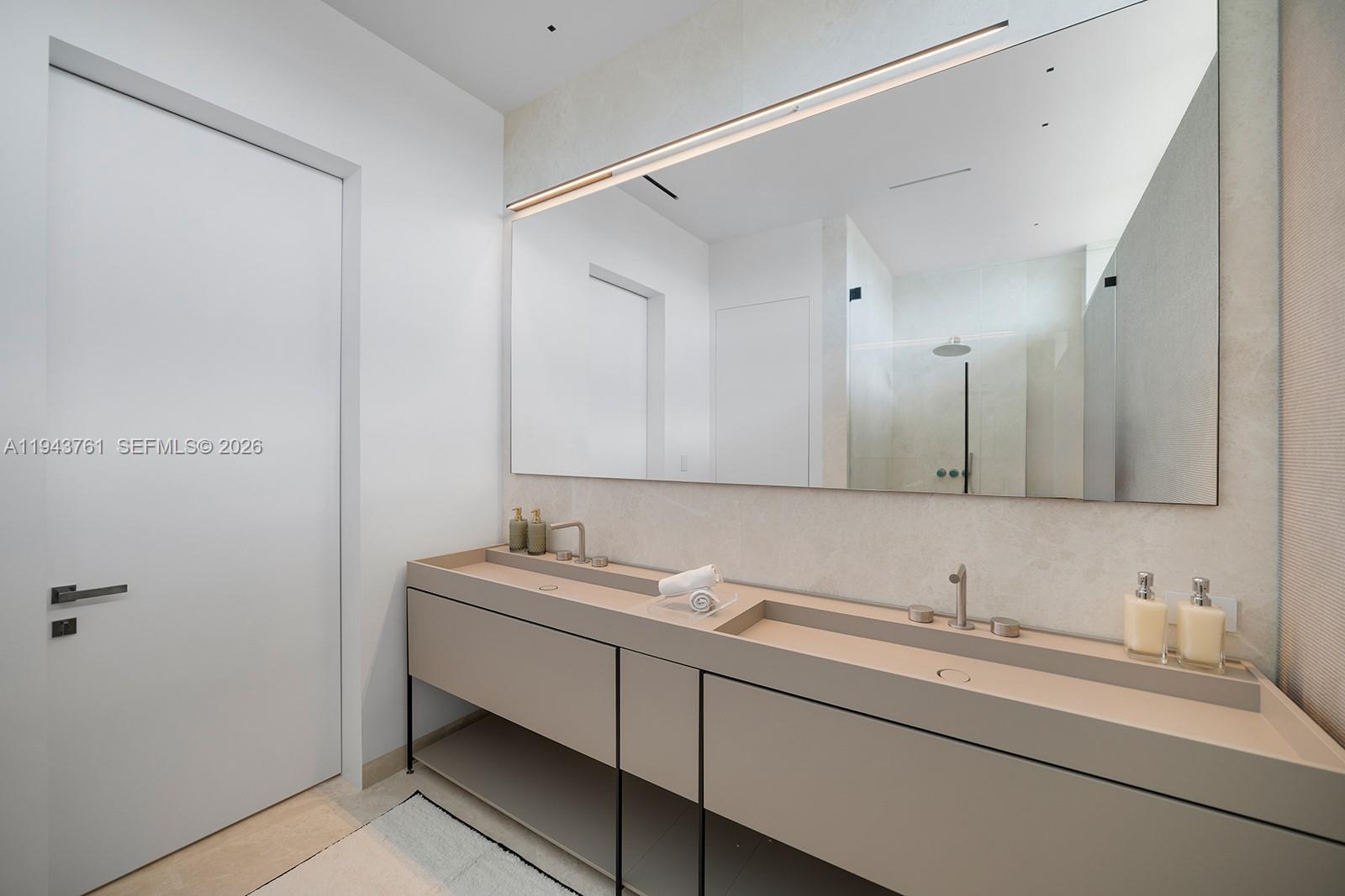 217 E Rivo Alto, Miami Beach FL 33139
