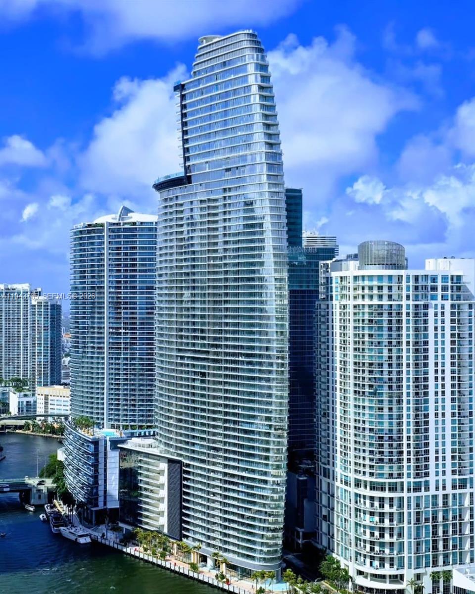 300 Biscayne Blvd Way #3403, Miami FL 33131