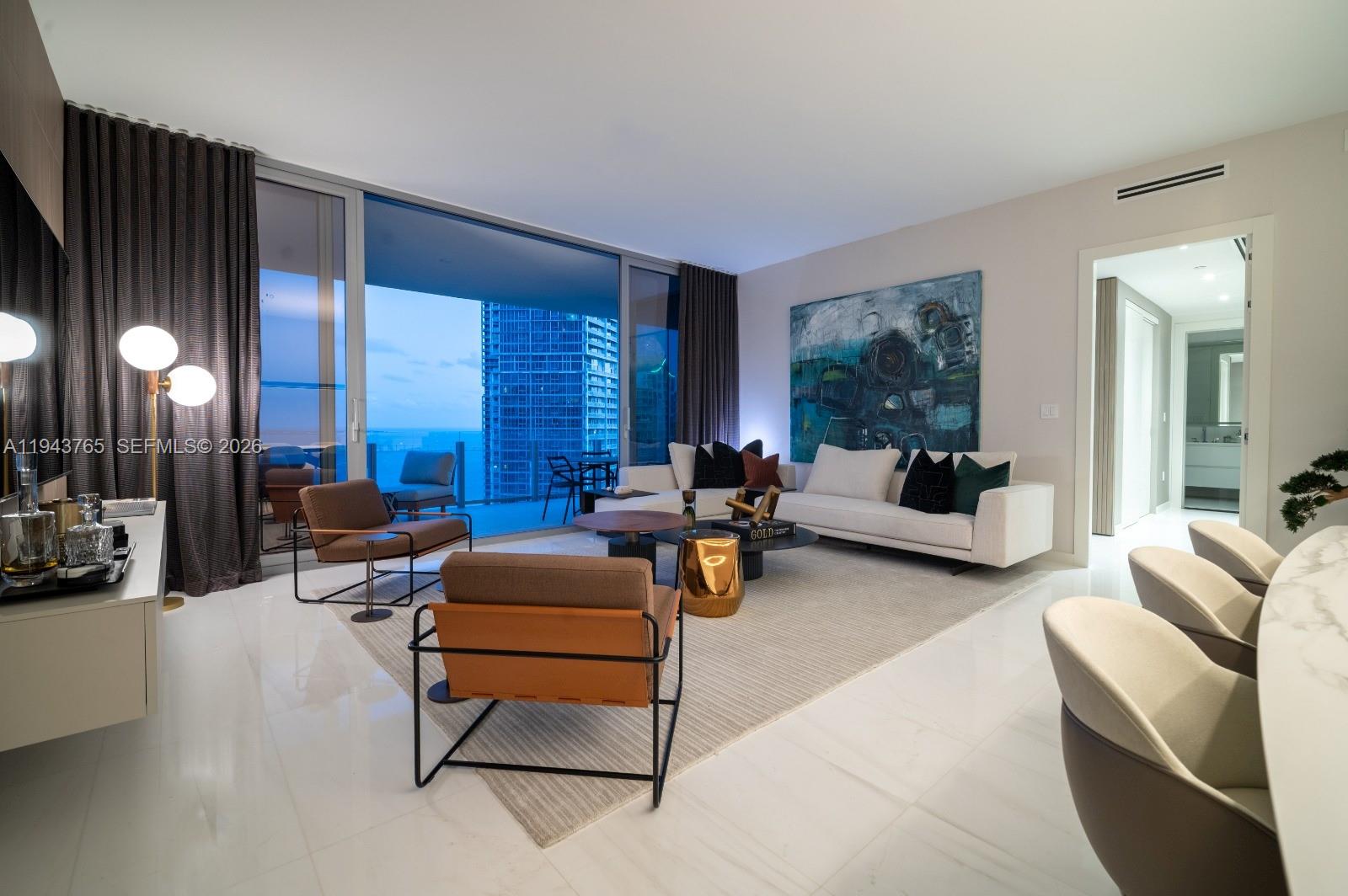 300 Biscayne Blvd Way #3403, Miami FL 33131