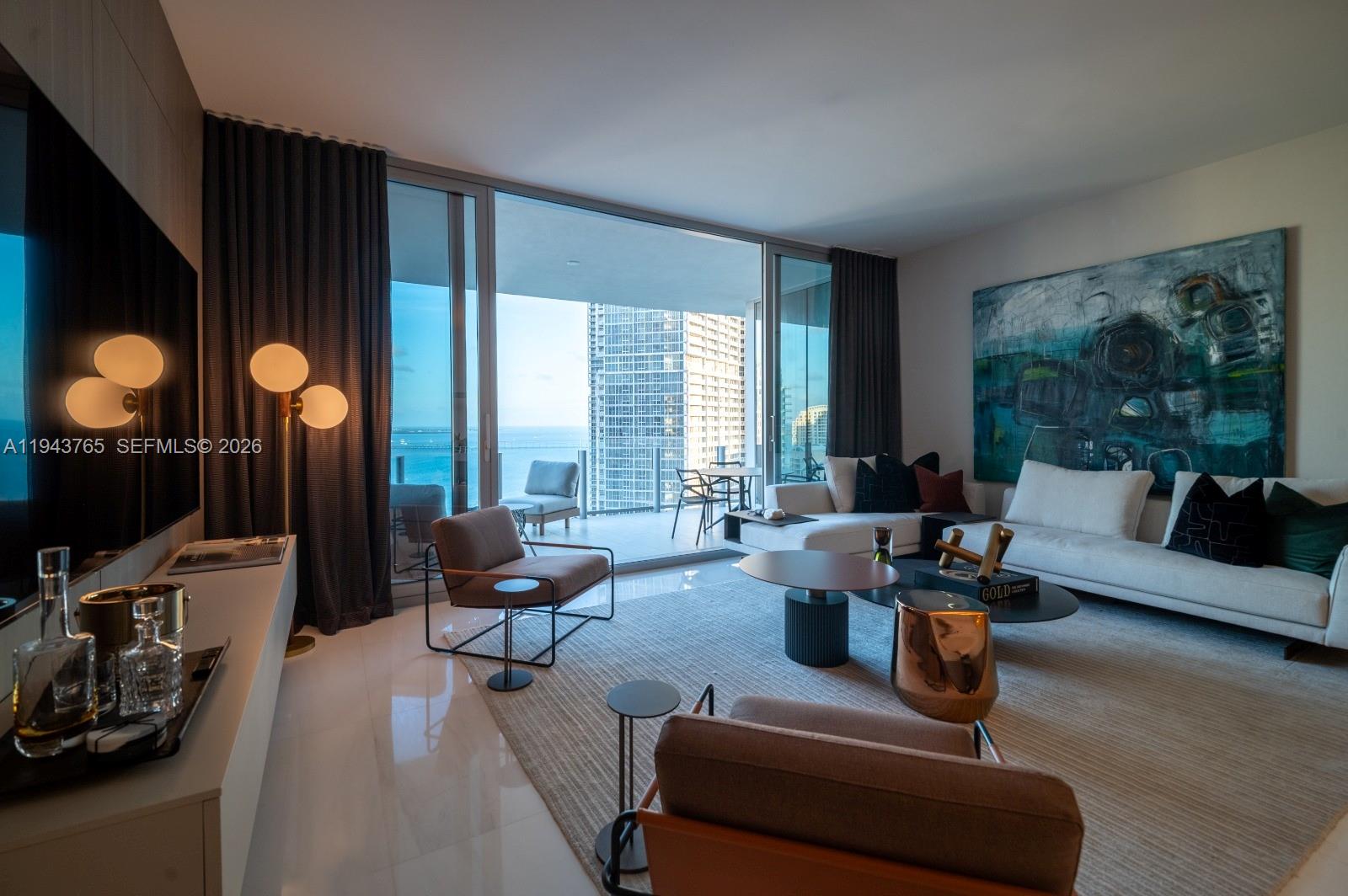300 Biscayne Blvd Way #3403, Miami FL 33131