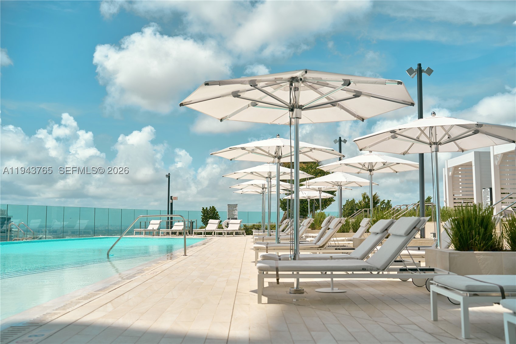 300 Biscayne Blvd Way #3403, Miami FL 33131