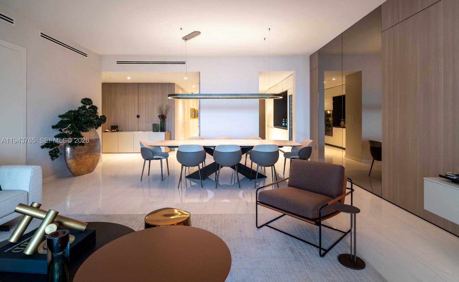 300 Biscayne Blvd Way #3403, Miami FL 33131