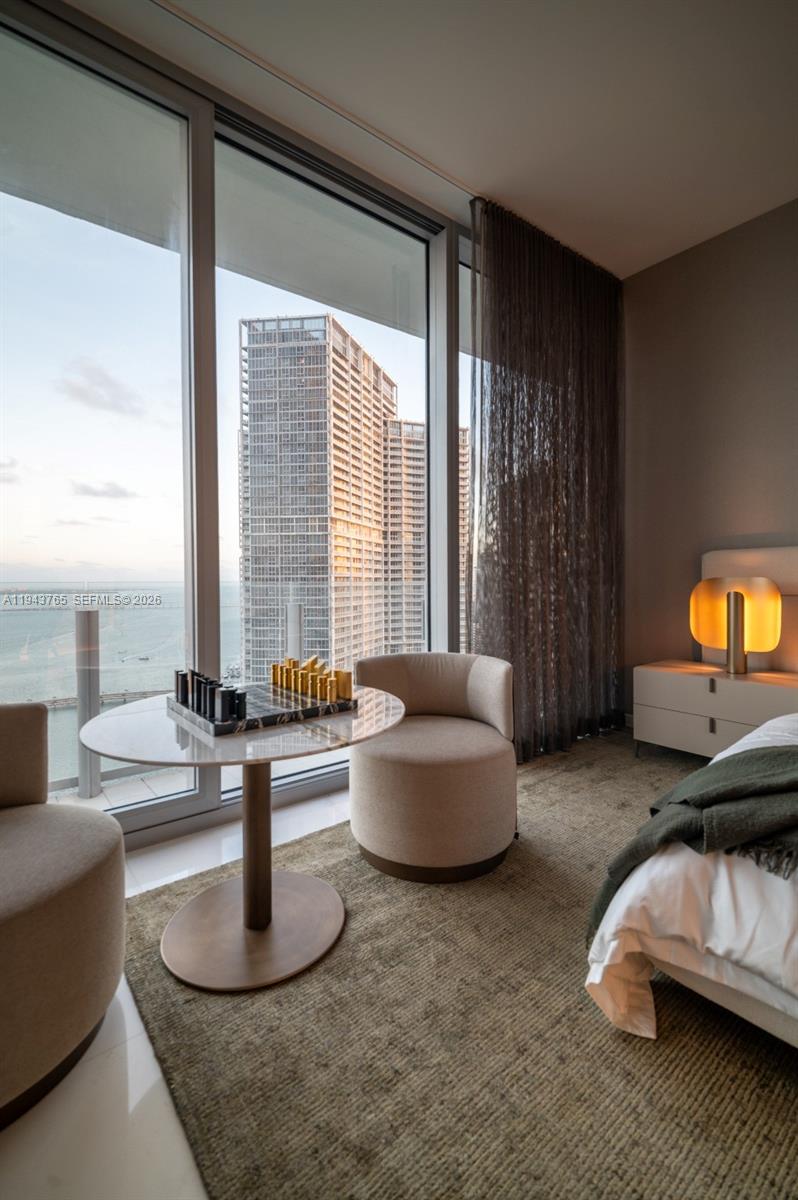 300 Biscayne Blvd Way #3403, Miami FL 33131