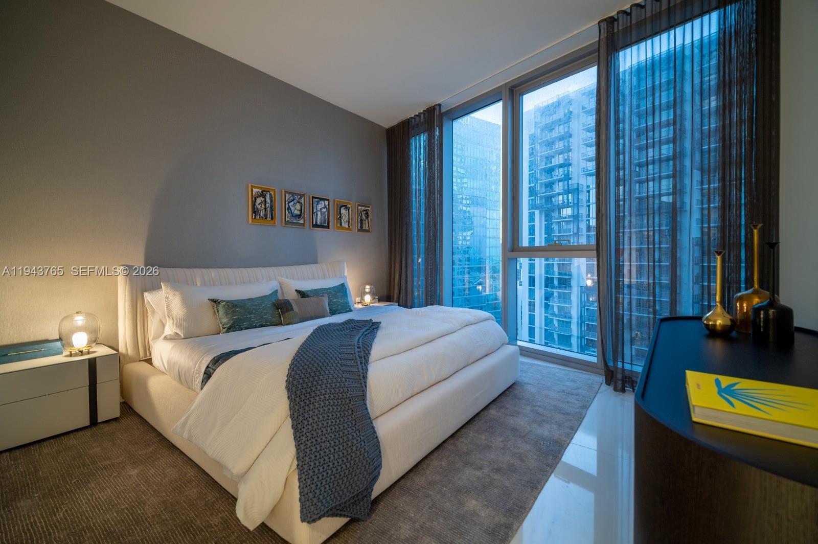 300 Biscayne Blvd Way #3403, Miami FL 33131