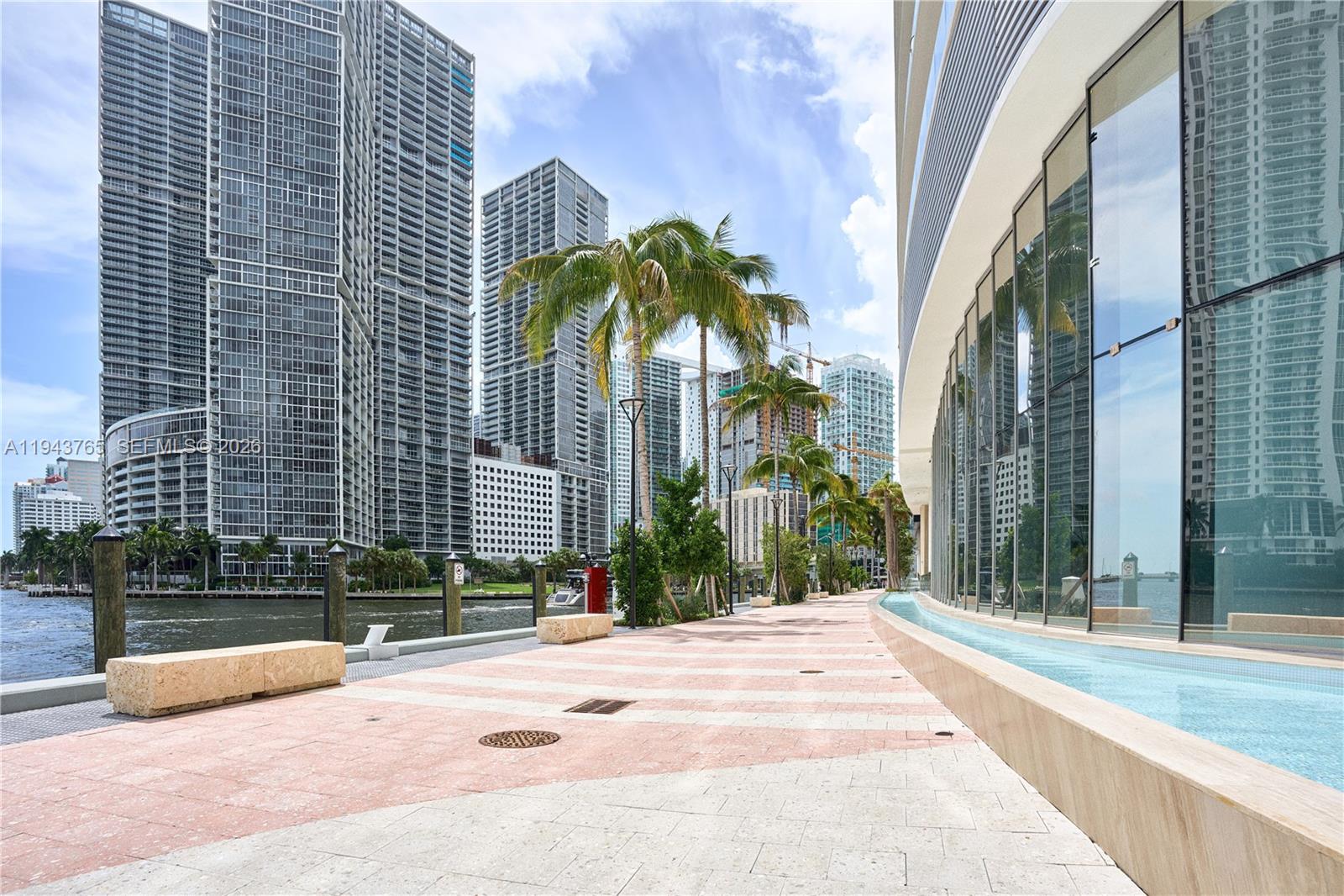 300 Biscayne Blvd Way #3403, Miami FL 33131