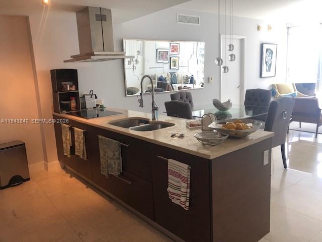 465 BRICKELL AVE #818, Miami FL 33131