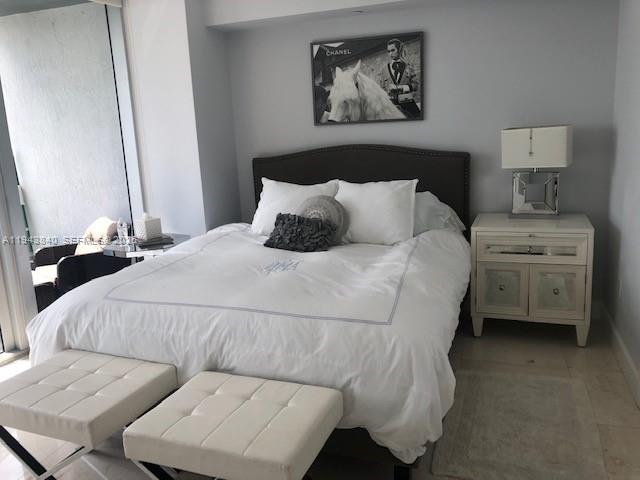465 BRICKELL AVE #818, Miami FL 33131