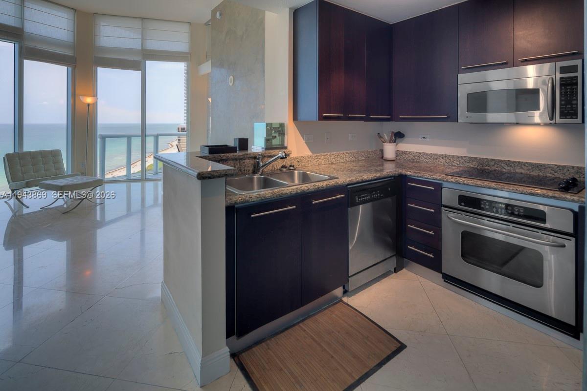 6515 Collins Ave #1804, Miami Beach FL 33141