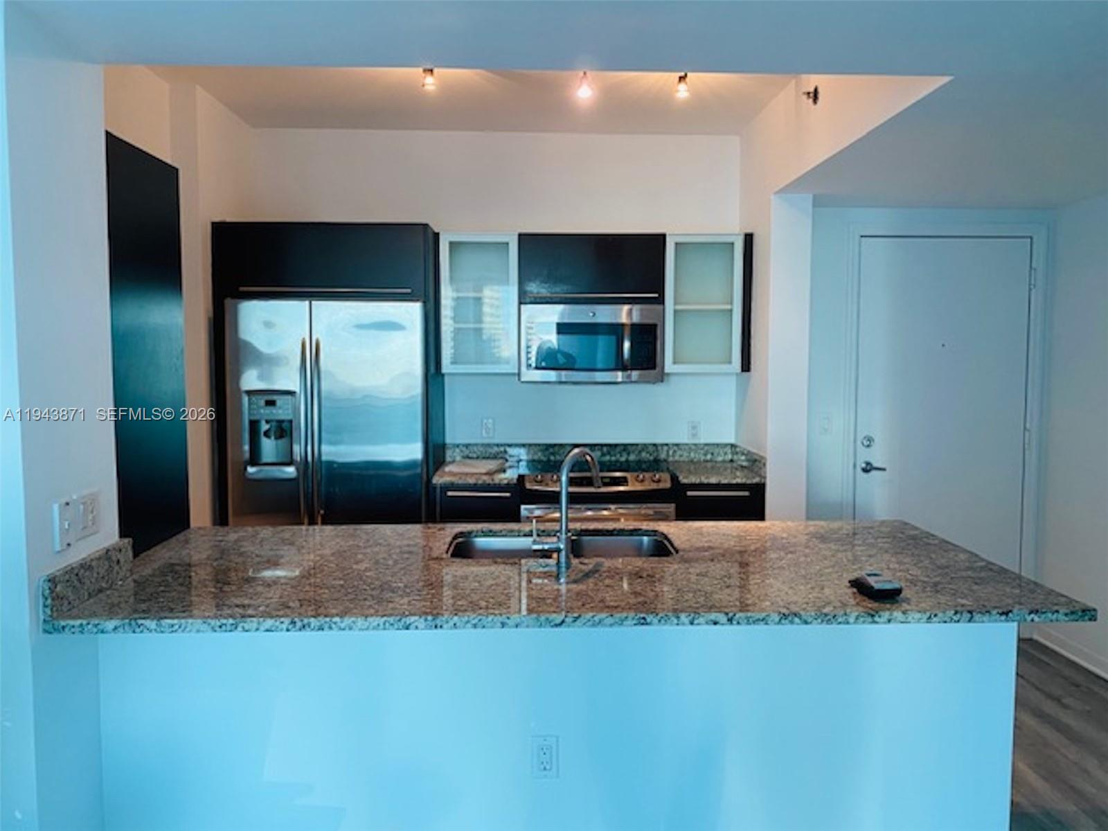 951 Brickell Ave #3305, Miami FL 33131