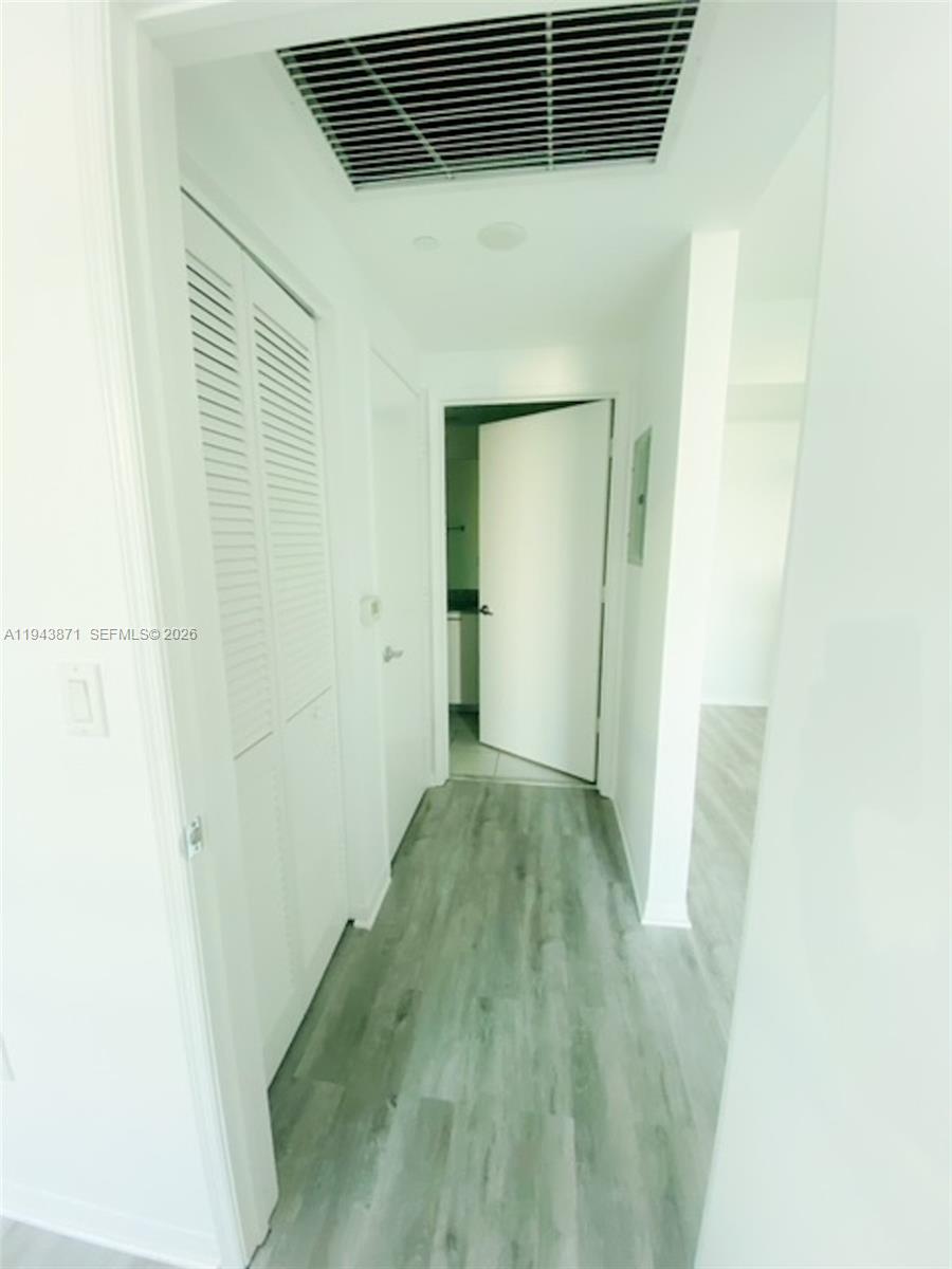 951 Brickell Ave #3305, Miami FL 33131