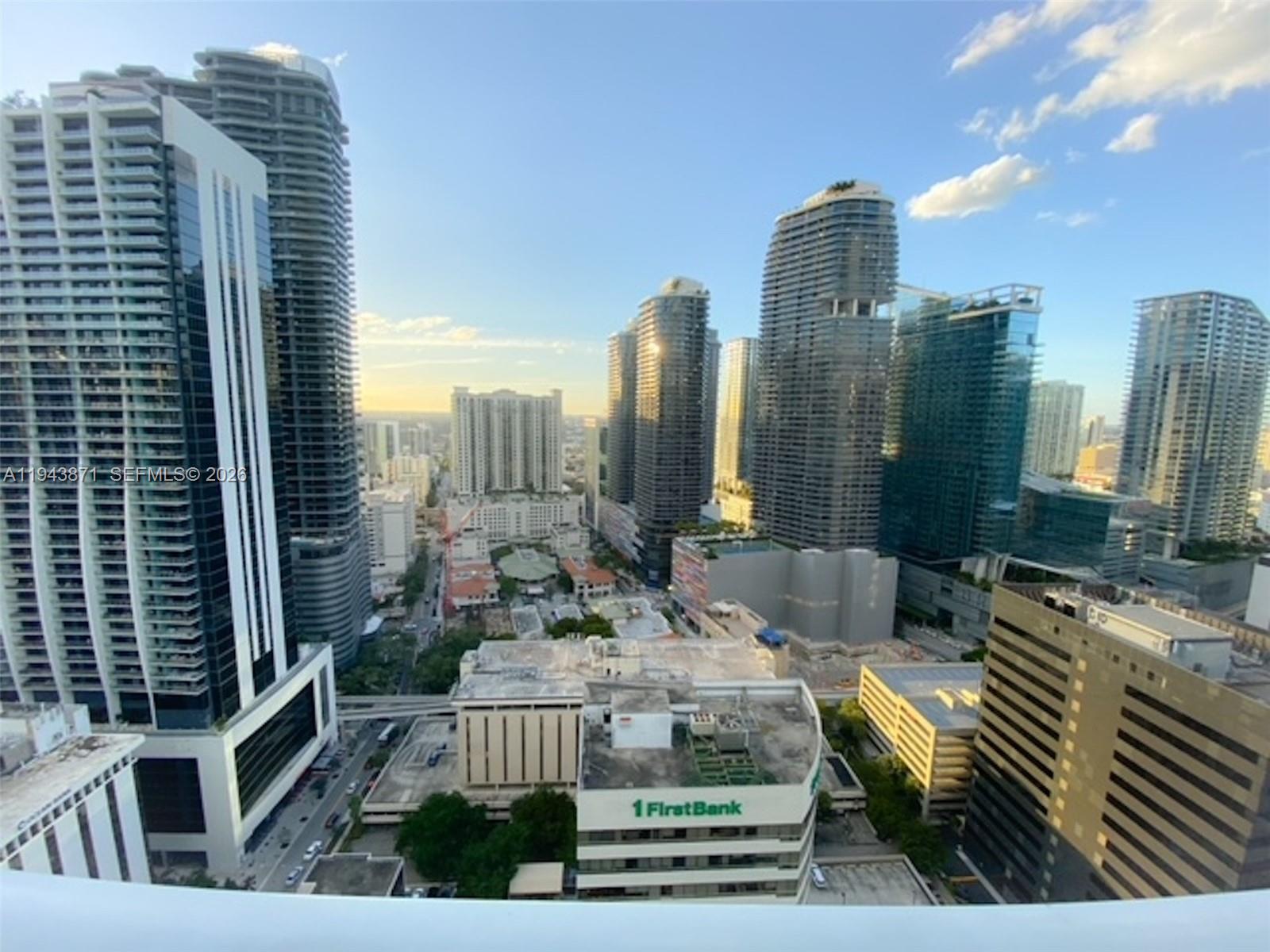 951 Brickell Ave #3305, Miami FL 33131