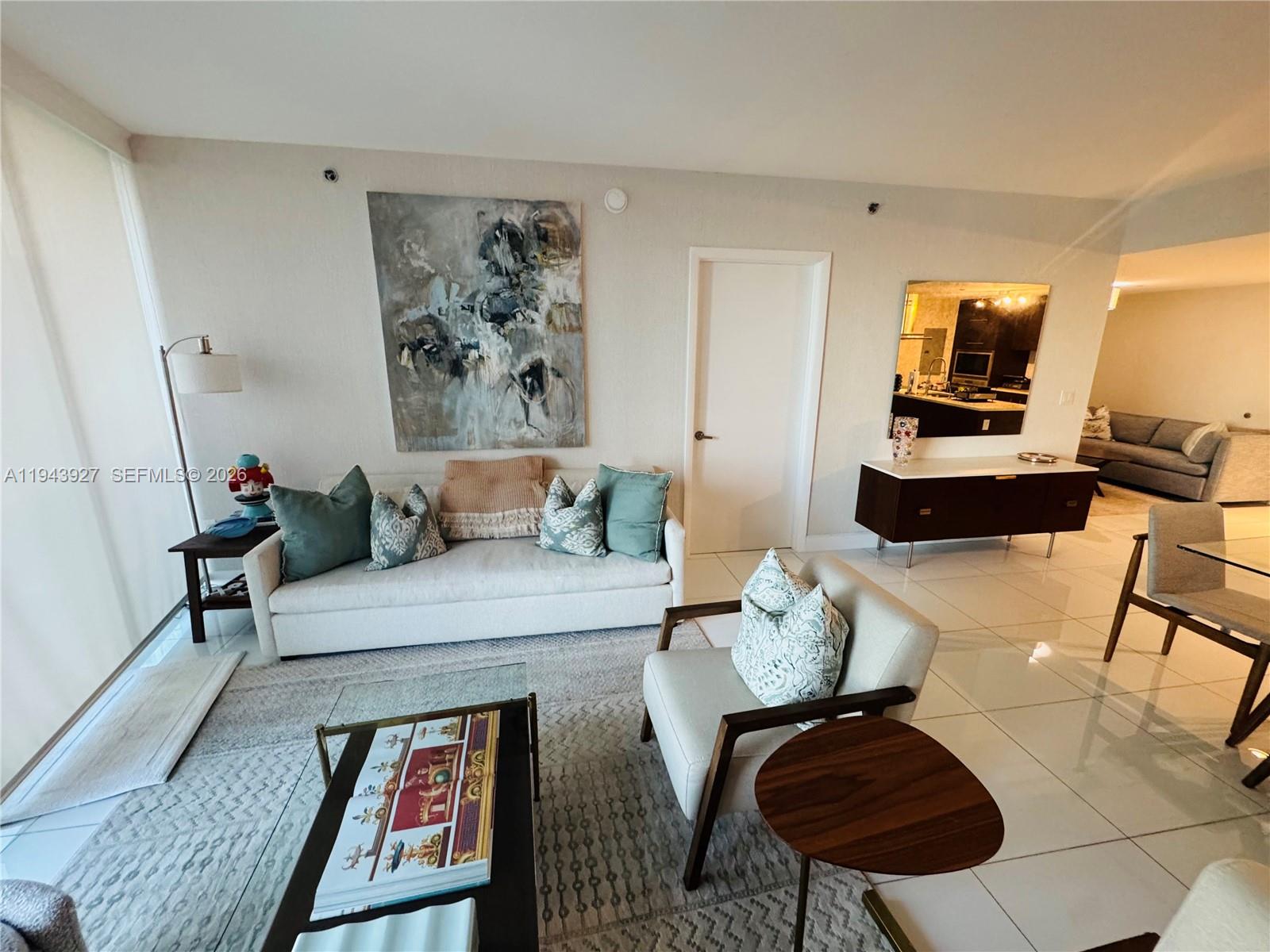 465 Brickell Ave #618, Miami FL 33131