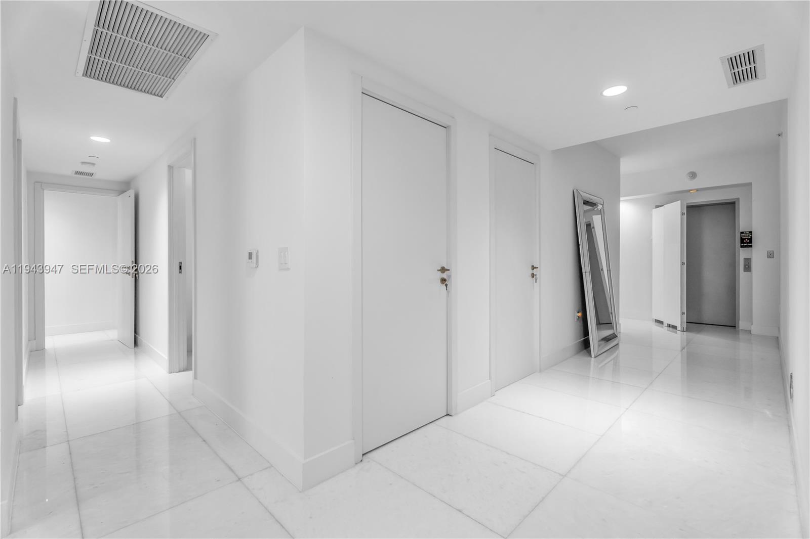 1010 Brickell Ave #1405, Miami FL 33131