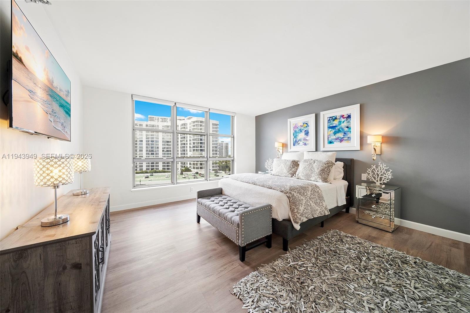 19101 NE Mystic Pointe Drive #901, Aventura FL 33180
