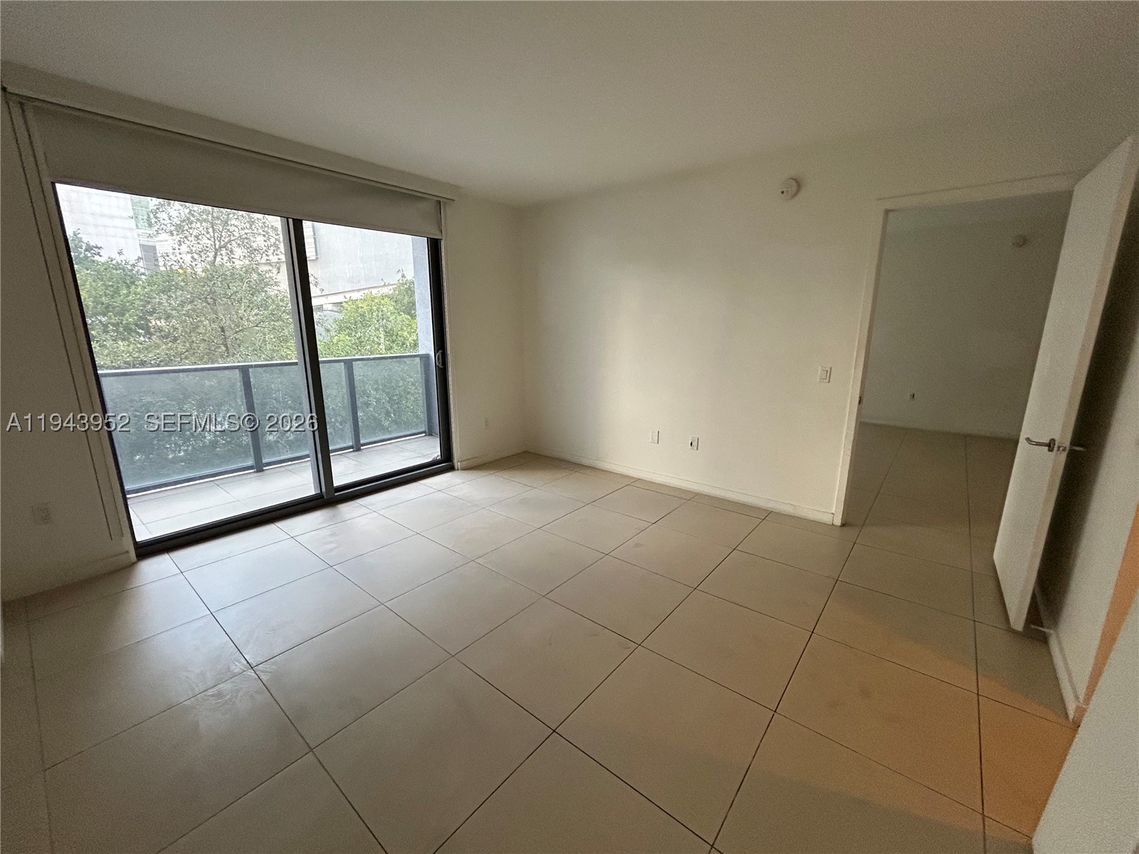 31 SE 6th St #407, Miami FL 33131