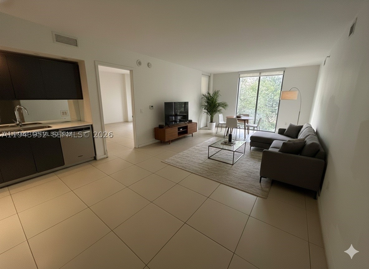 31 SE 6th St #407, Miami FL 33131