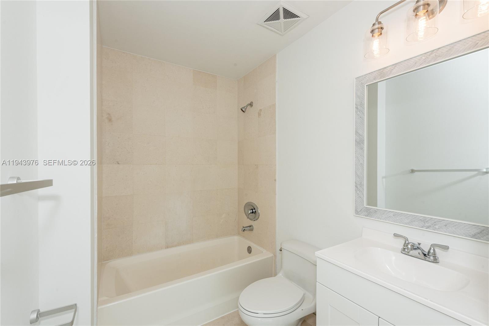 60 SW 13th St #2609, Miami FL 33130