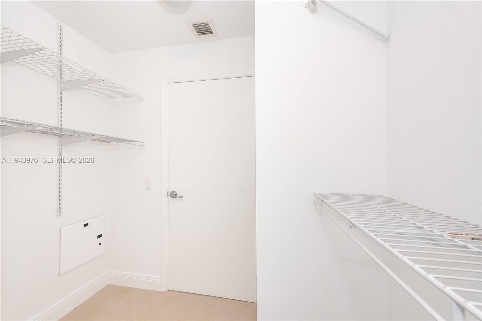 60 SW 13th St #2609, Miami FL 33130