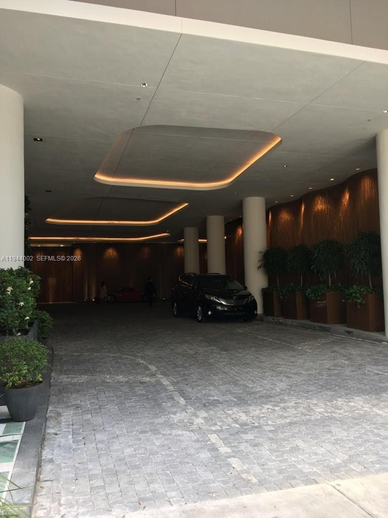 801 S Miami Ave #2203, Miami FL 33130