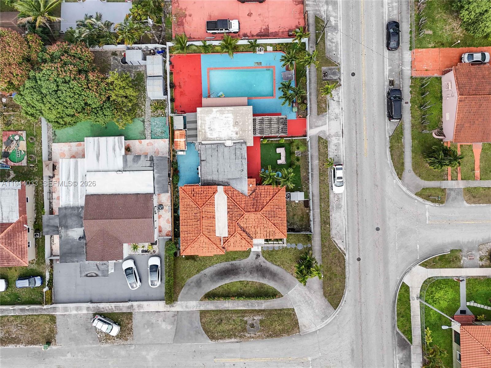 591 SE 5th St, Hialeah FL 33010