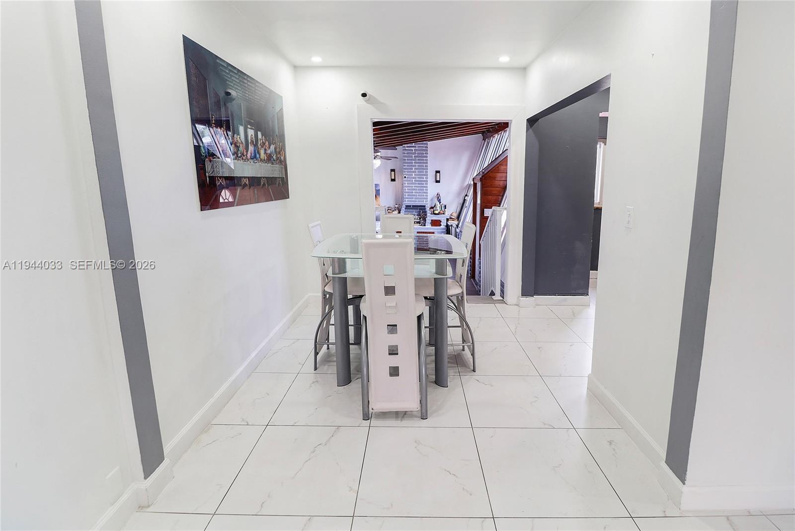 591 SE 5th St, Hialeah FL 33010