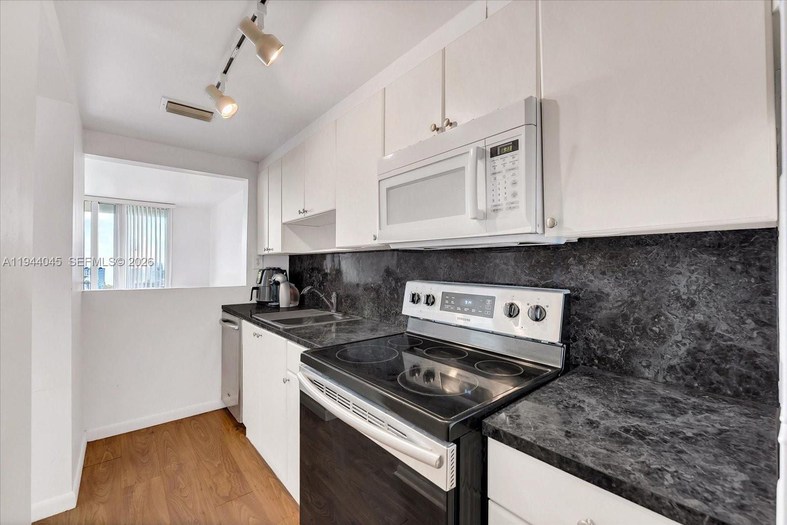 1200 West Ave #1511, Miami Beach FL 33139