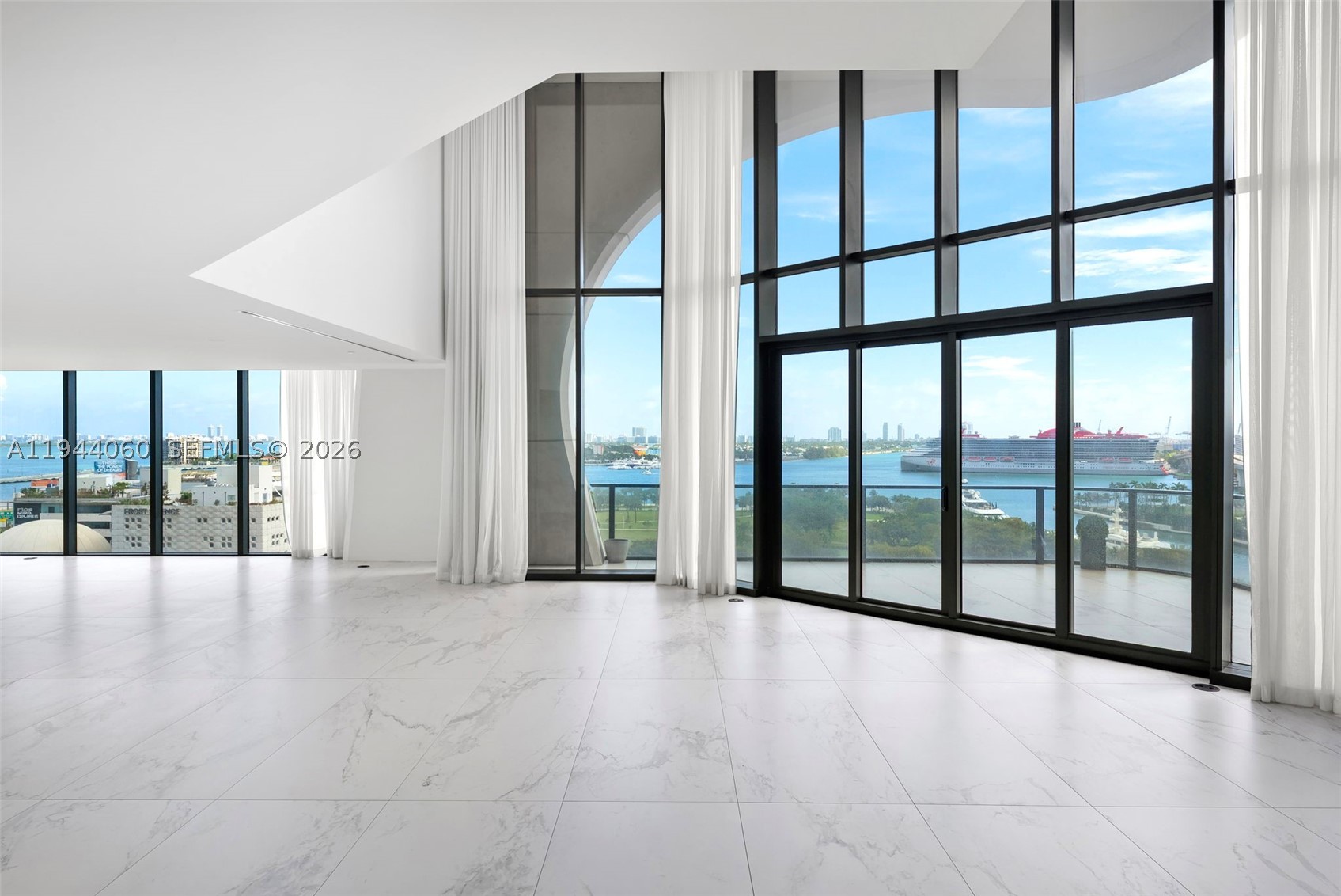 1000 Biscayne Blvd #TH1201, Miami FL 33132