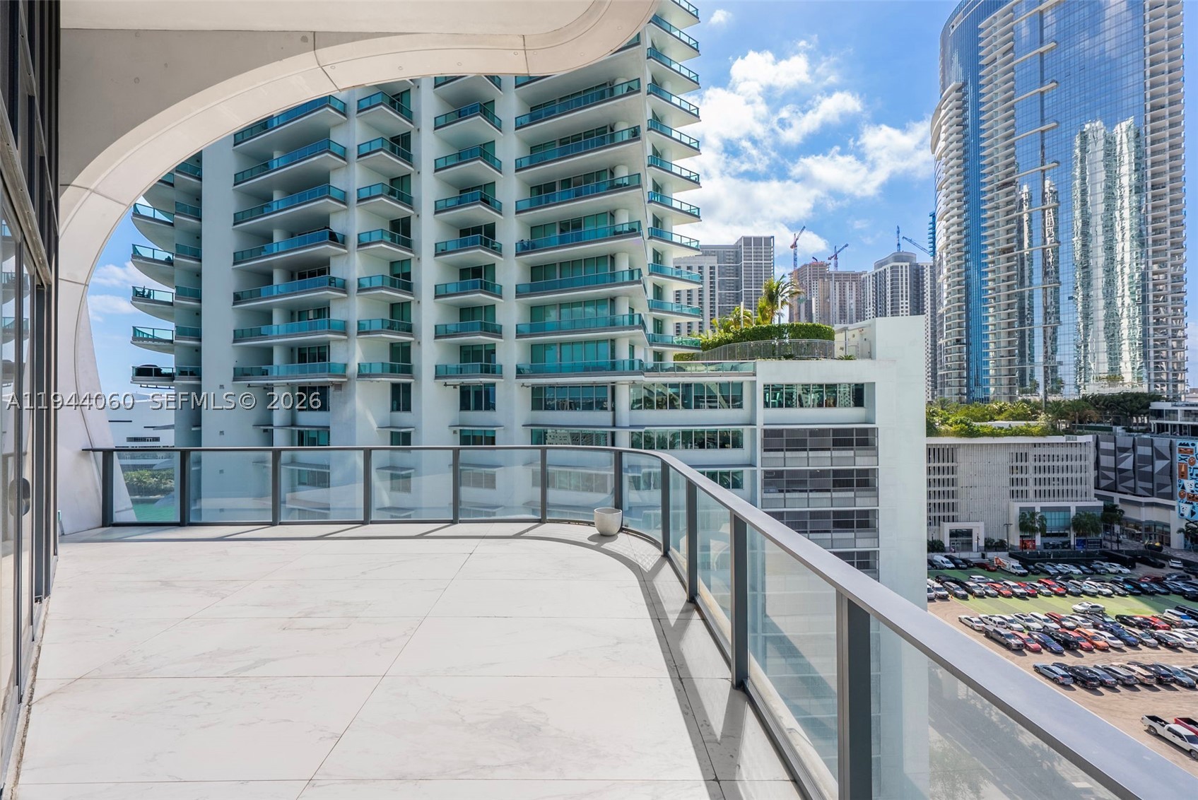 1000 Biscayne Blvd #TH1201, Miami FL 33132