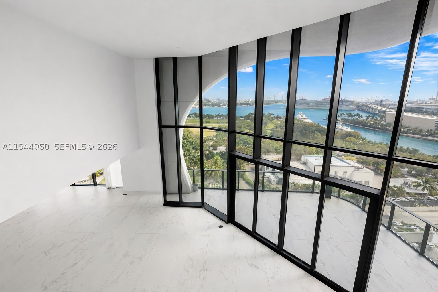 1000 Biscayne Blvd #TH1201, Miami FL 33132