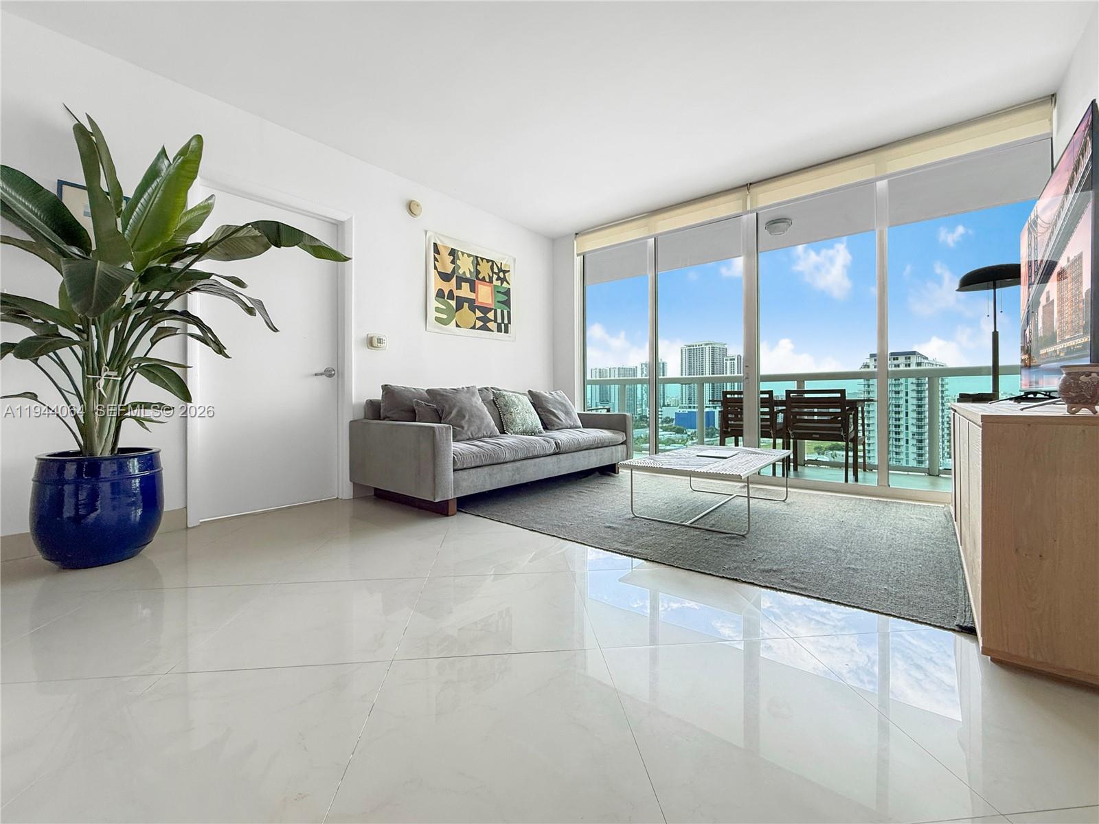 1800 N Bayshore Dr #1810, Miami FL 33132