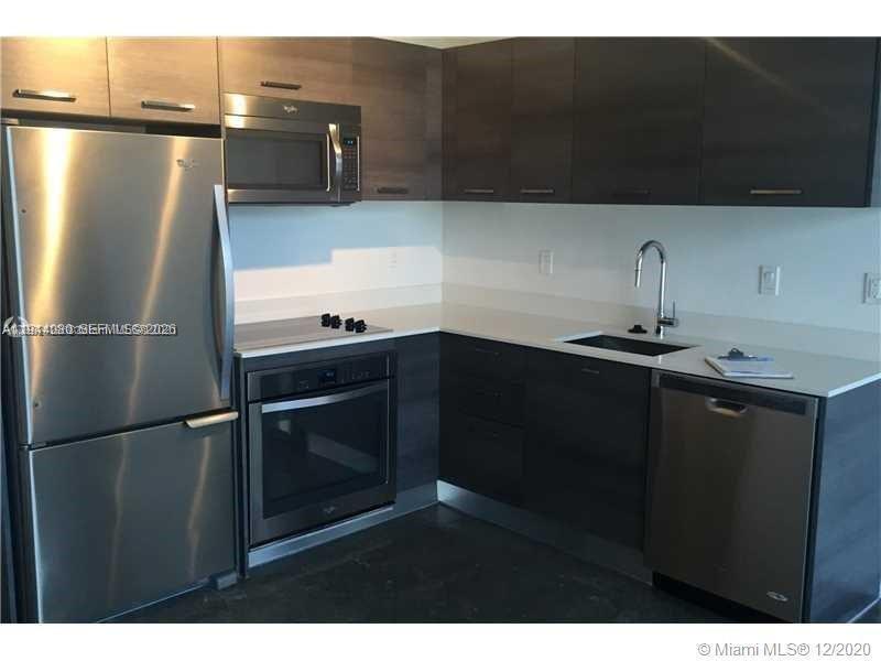151 SE 1st St #PH05, Miami FL 33131