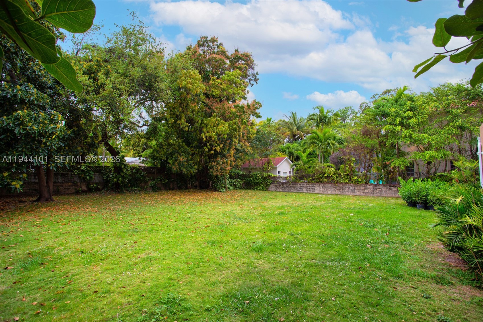 236 SW 28th Rd, Miami FL 33129