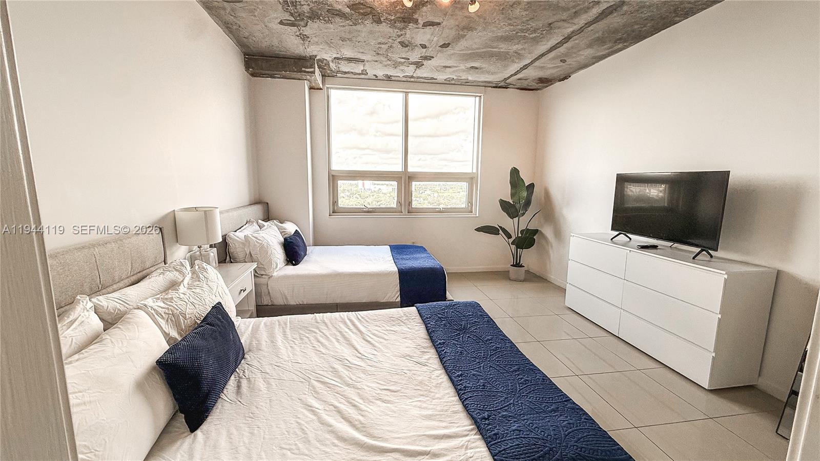 3250 NE 1st Ave #1110, Miami FL 33137